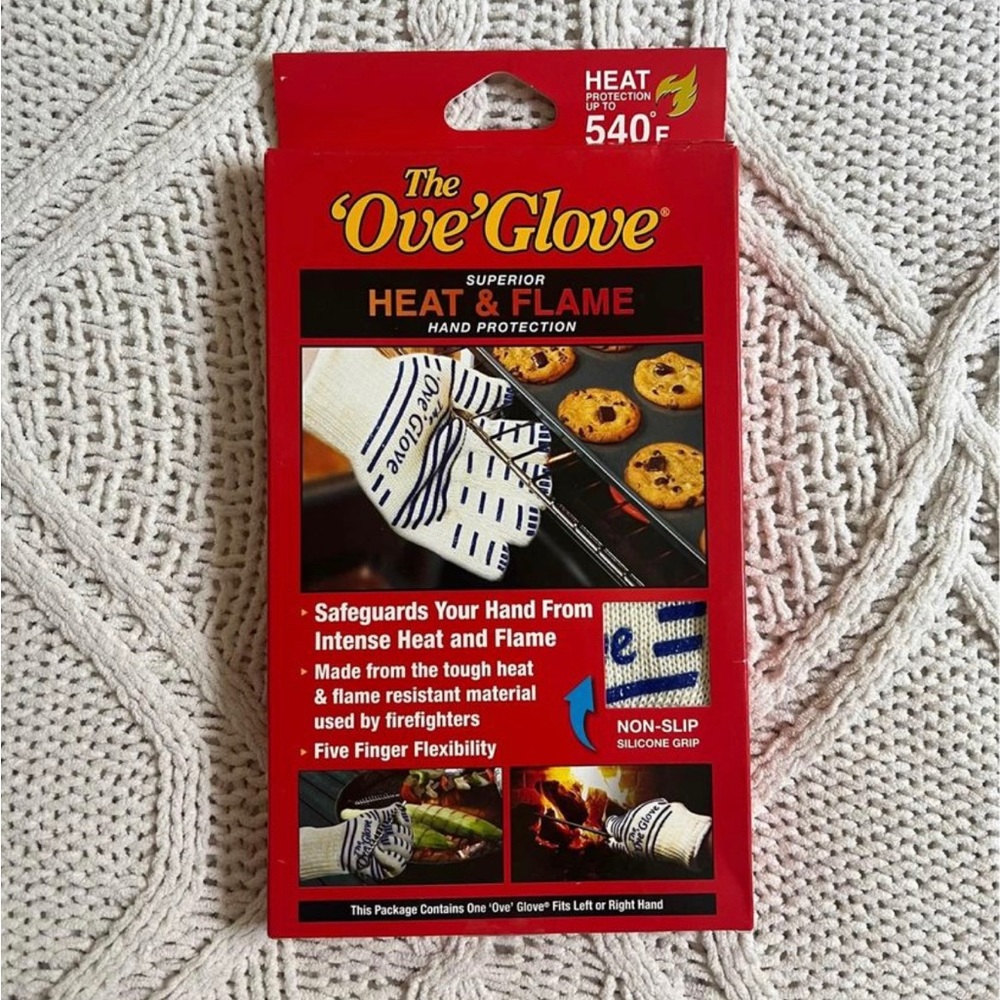 20. Ove Glove Hot Surface Handler Oven Mitt Glove